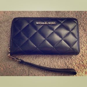 Micheal Kors wallet